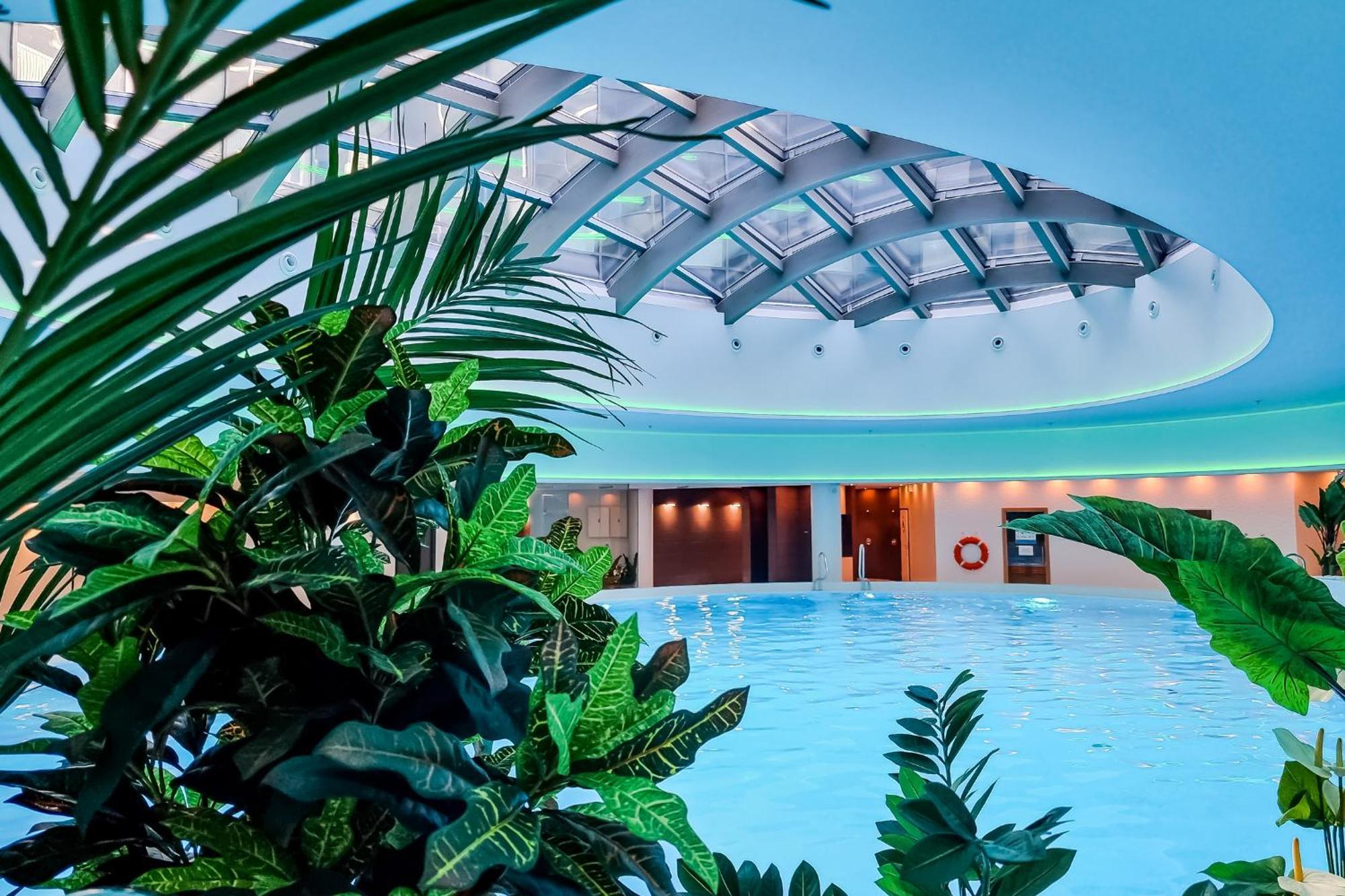 Apartment Hanza Tower No. 530 - 5th Floor, Balcony, Swimming Pool Szczecin