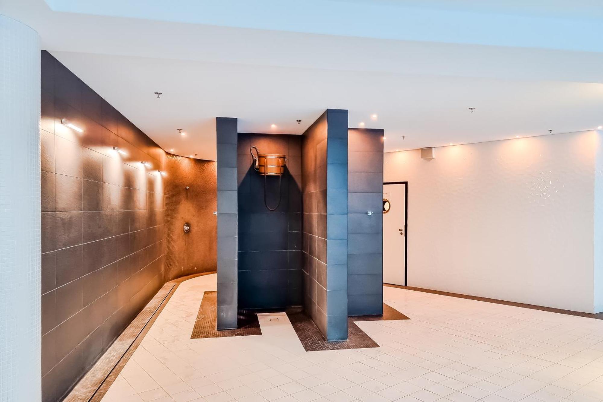 Hanza Tower No. 530 - 5th Floor, Balcony, Swimming Pool